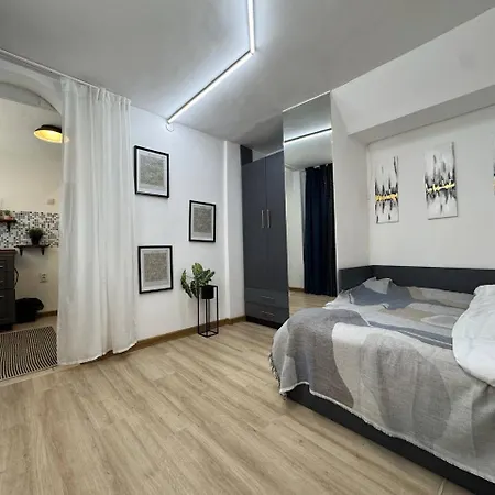 Next To The Sea, Center Varna